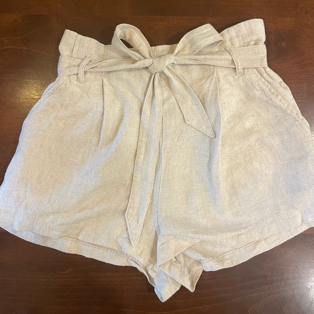 H&M paper bag linen blend shorts